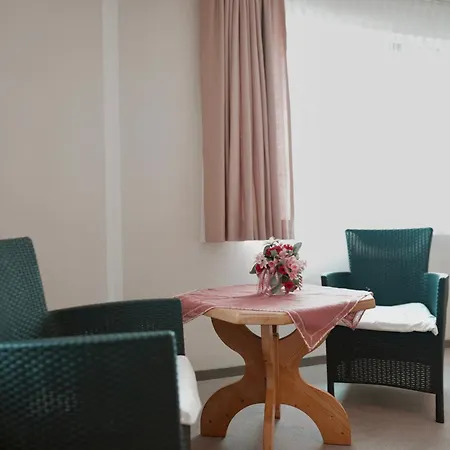 In & Out Boardinghaus Апартаменты