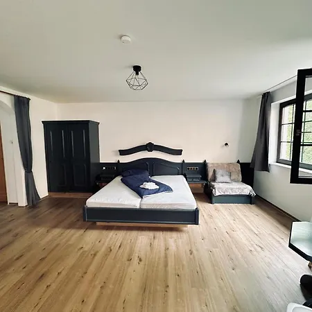 Апартаменты In & Out Boardinghaus Штольберг