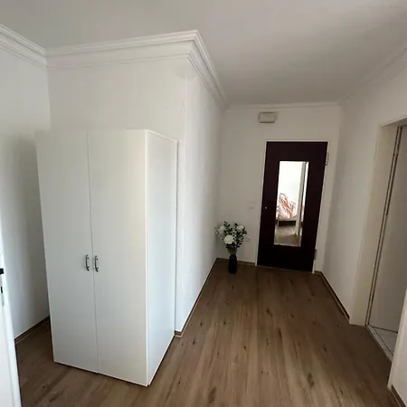 In & Out Boardinghaus Апартаменты *